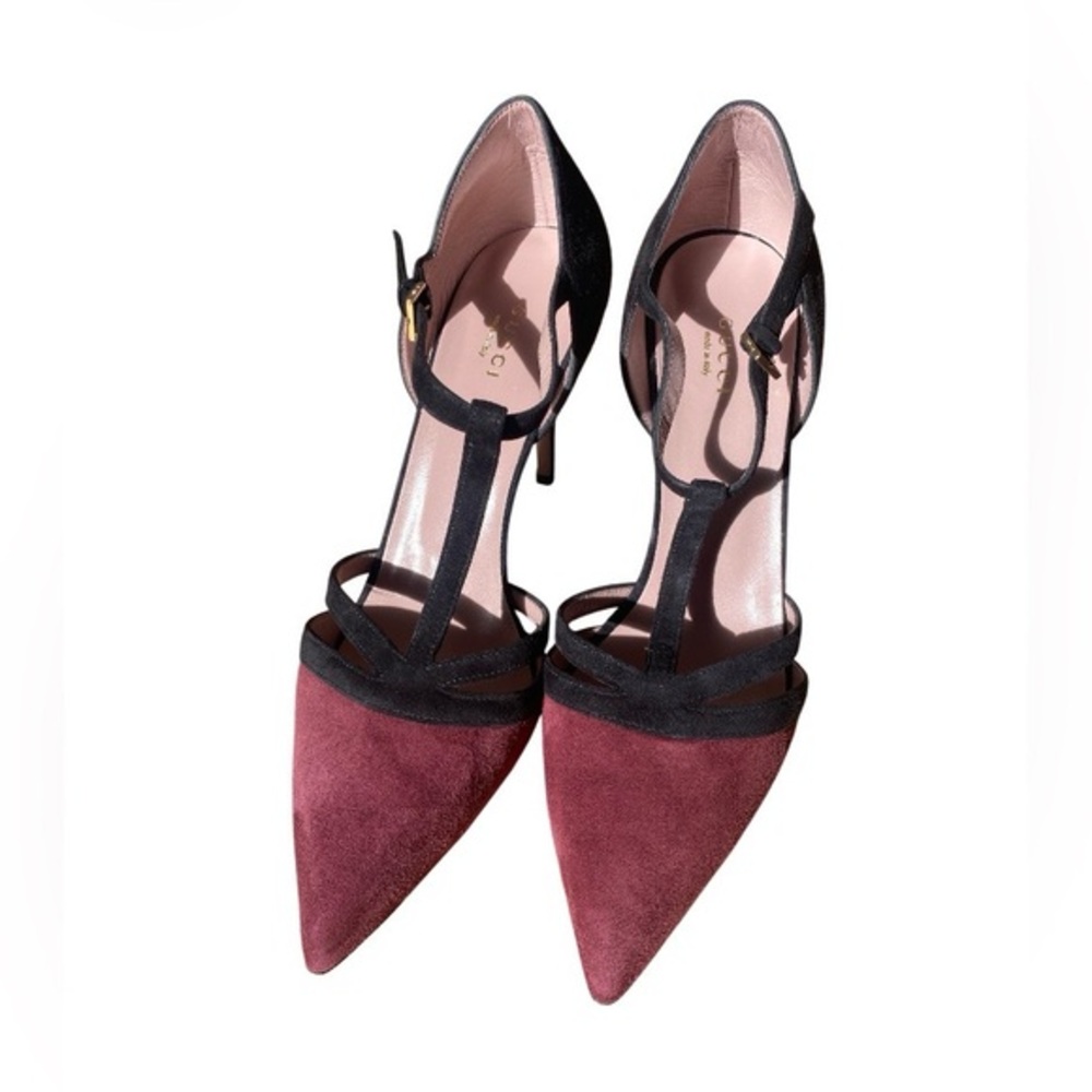 Gucci Suede D'orsay Strappy Stiletto Heels featuring a pointed toe size 40 /10